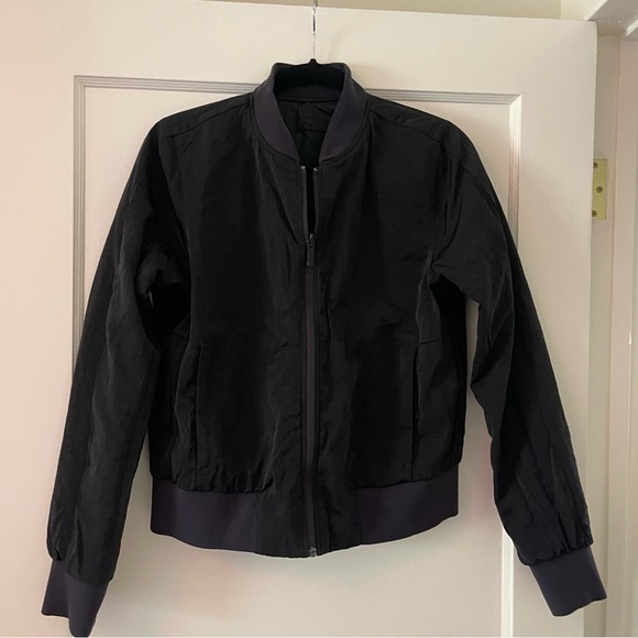 Lululemon Reversible Insulated Bomber Jacket - Picture 9 of 13